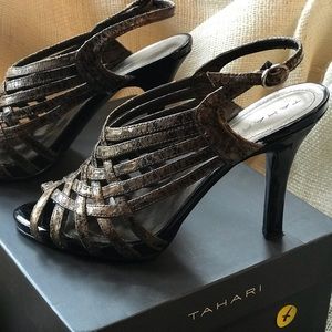 Tahari Sandal
